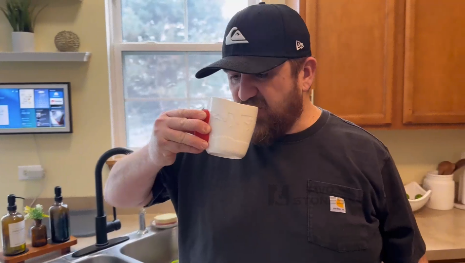 Living Forever vs. Drinking Coffee Forever: What a Climbing Mug Teaches Us About Immortality -E