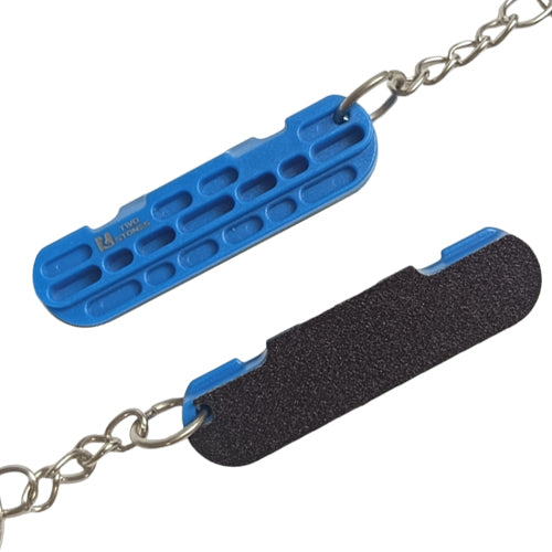 Includes a fingertip file for smoothing rough skin and managing calluses.